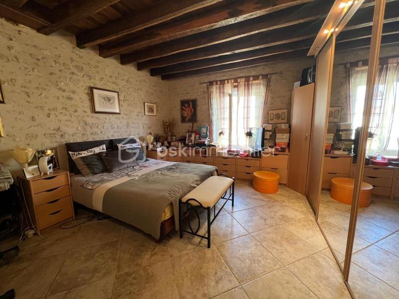 Maison en pierre - 176 m² - 7 pièces