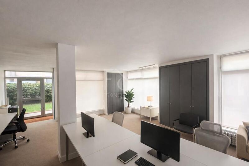 Local d'activité / Entrepôt - 66 m²