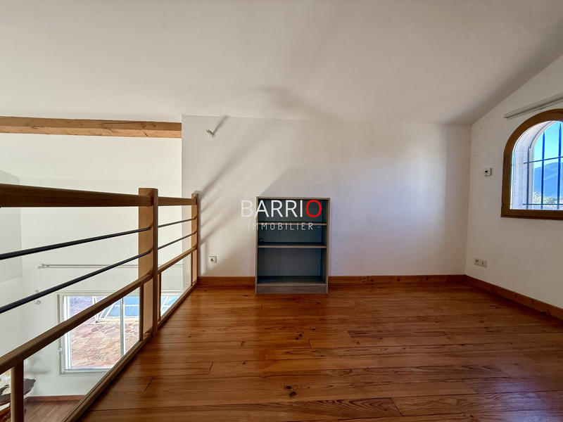 Maison traditionnelle - 181 m² - 6 pièces