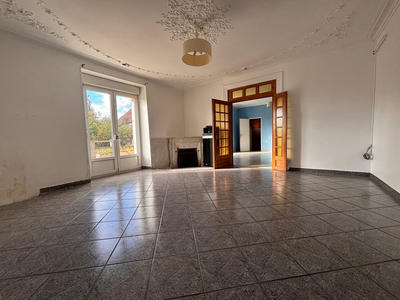 Appartement - 150 m² - 4 pièces