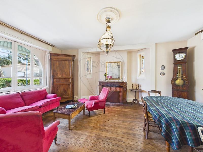 Maison - 140 m² - 7 pièces