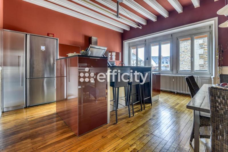 Appartement - 231 m² - 5 pièces