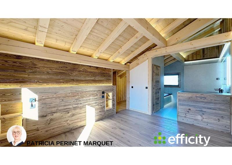 Maison - 216 m² - 7 pièces
