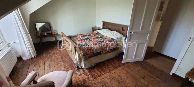 Maison de ville - 200 m² - 10 pièces