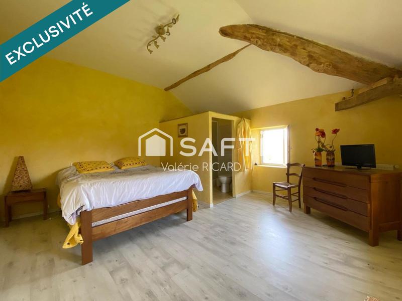 Maison - 210 m² - 7 pièces