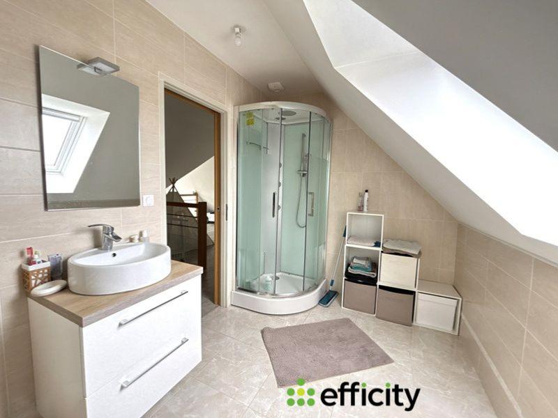 Pavillon - 135 m² - 6 pièces