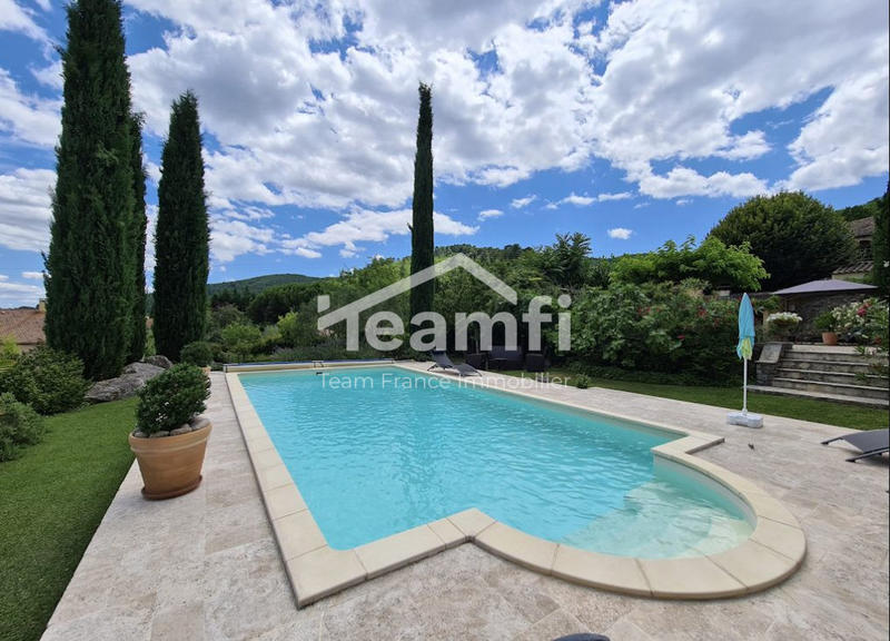 Mas - 215 m² - 12 pièces