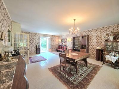 Maison - 180 m² - 6 pièces