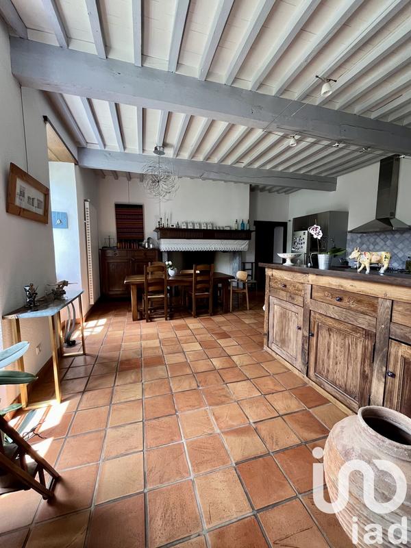 Maison - 271 m² - 8 pièces