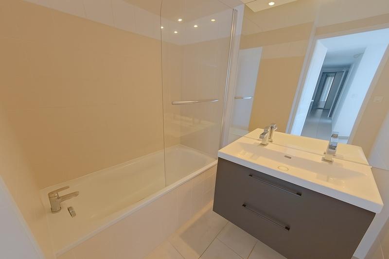 Appartement - 92 m² - 4 pièces