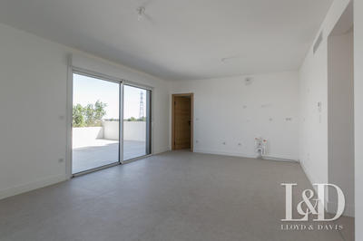 Appartement - 84 m² - 3 pièces