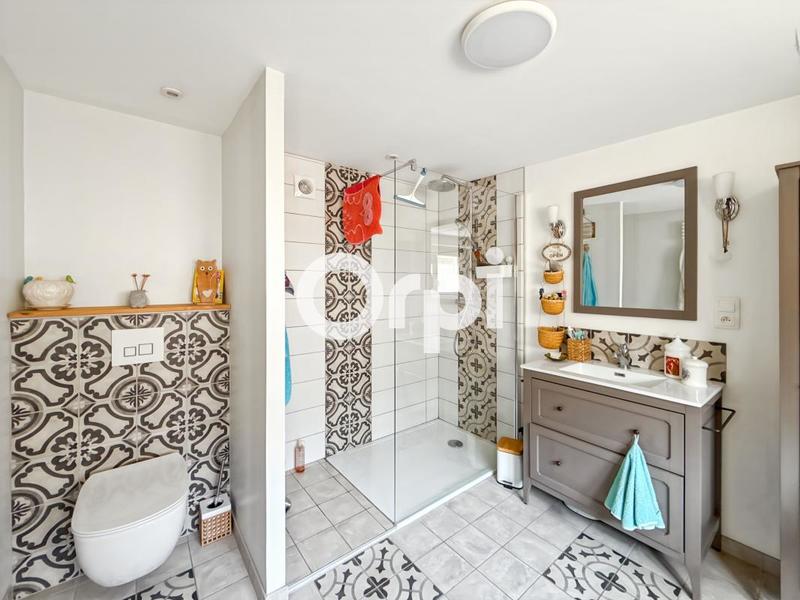 Maison - 267 m² - 7 pièces