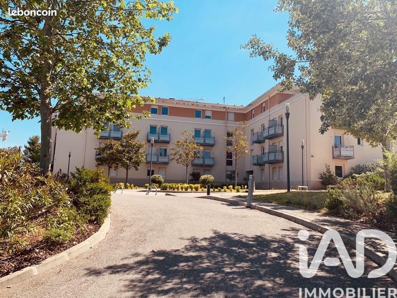 Studio - 18 m² - 1 pièce