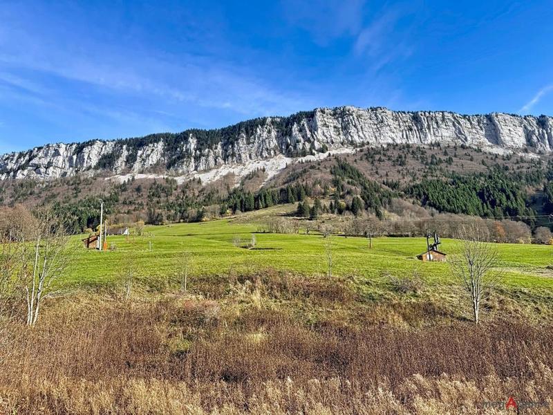 Maison traditionnelle - 195 m² - 7 pièces