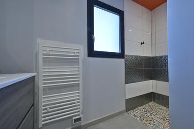 Maison - 202 m² - 5 pièces