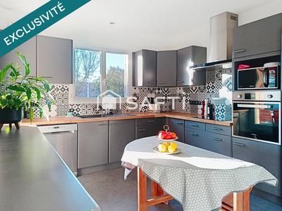 Villa - 155 m² - 6 pièces