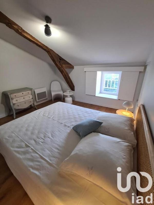 Maison - 167 m² - 12 pièces