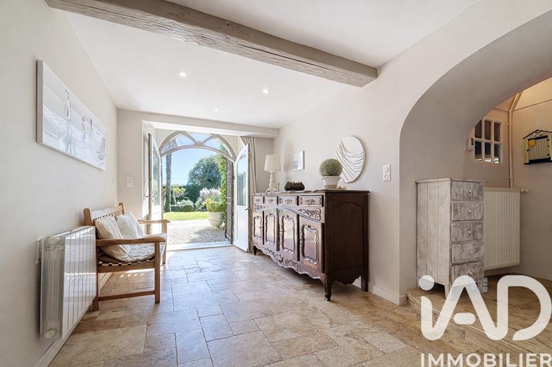 Maison - 350 m² - 12 pièces