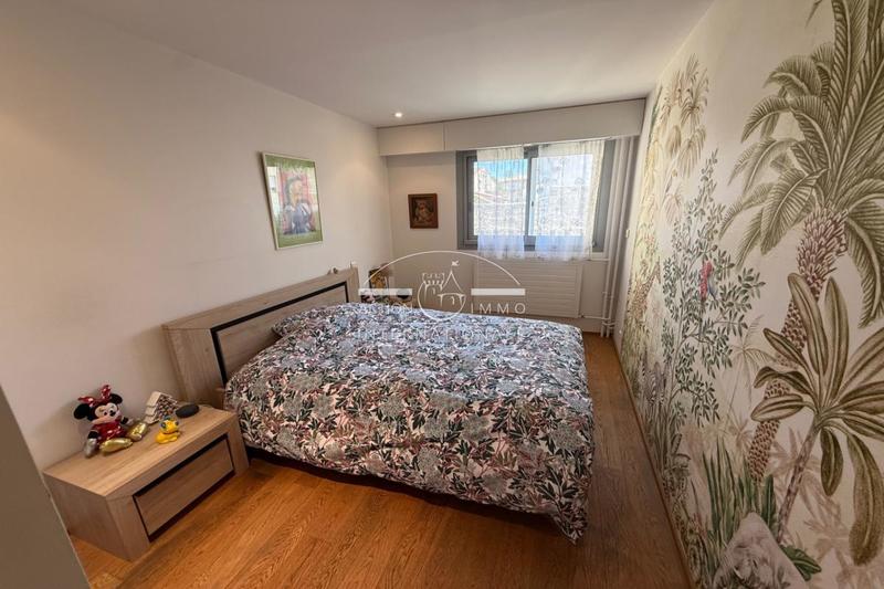 Appartement - 122 m² - 4 pièces