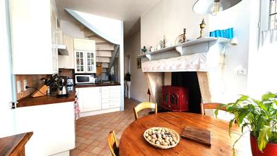 Maison - 195 m² - 7 pièces