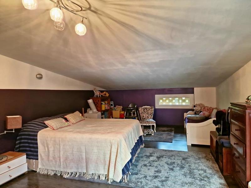 Villa - 371 m² - 6 pièces