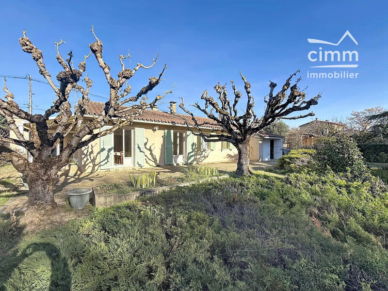 Maison - 96 m² - 4 pièces