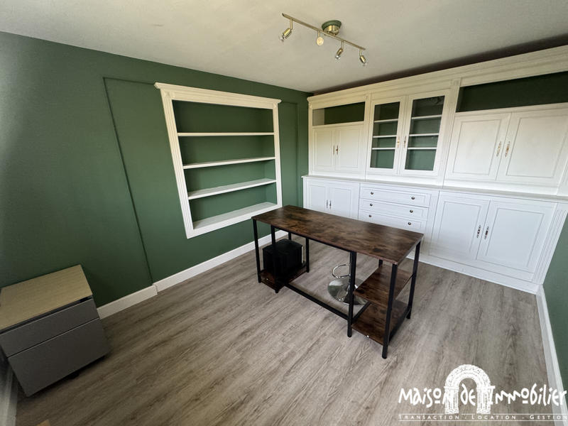 Maison - 191 m² - 5 pièces