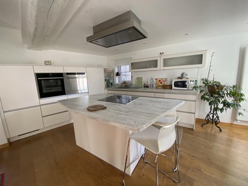 Maison - 180 m² - 7 pièces