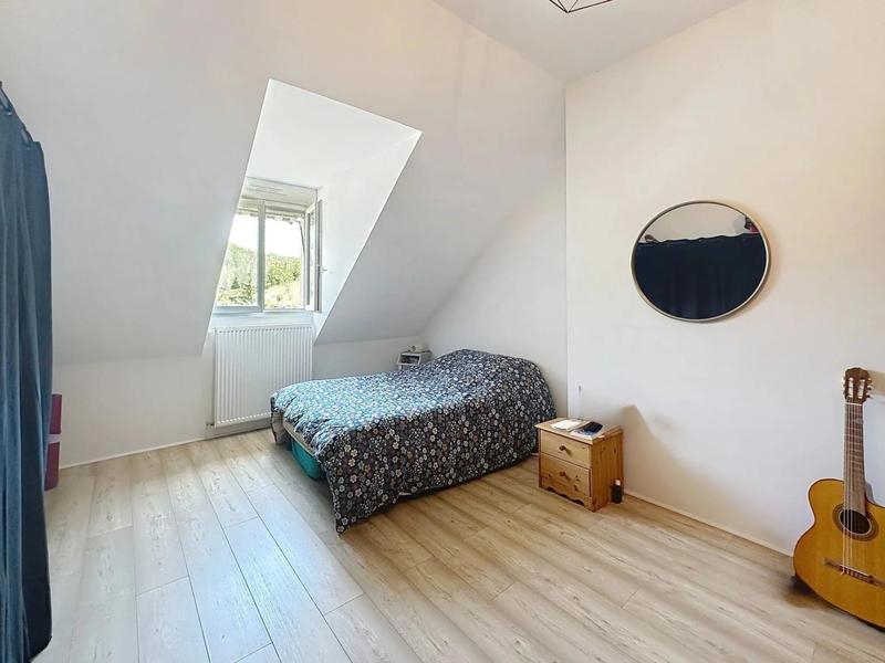 Maison - 125 m² - 6 pièces