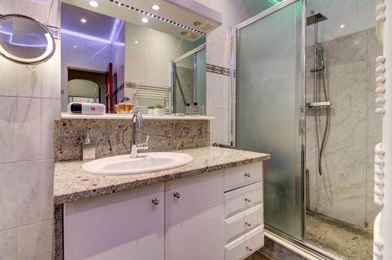 Appartement - 80 m² - 3 pièces