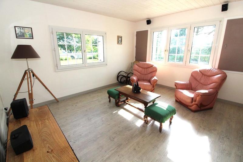 Pavillon - 145 m² - 7 pièces