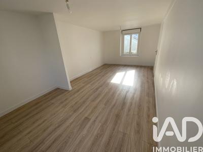 Maison - 106 m² - 5 pièces