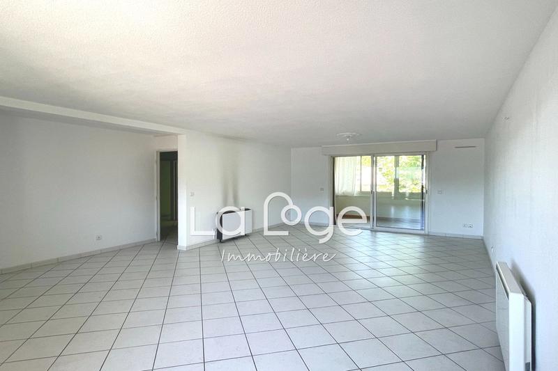 Appartement - 106 m² - 3 pièces