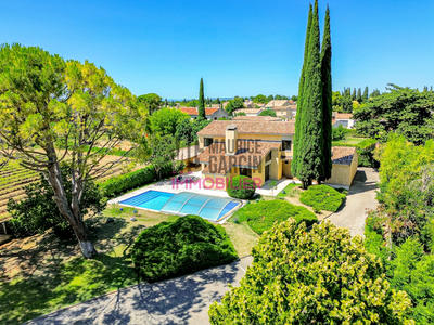 Maison - 211 m² - 6 pièces