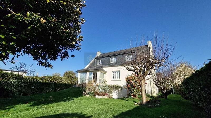 Maison - 138 m² - 7 pièces