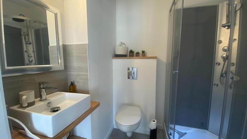 Maison - 200 m² - 7 pièces