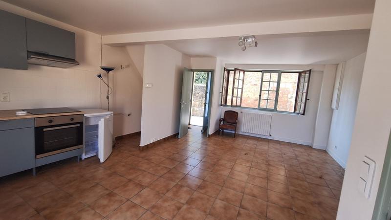 Maison - 90 m² - 3 pièces