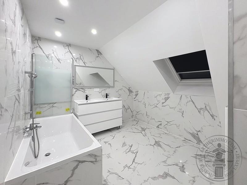 Maison - 194 m² - 7 pièces