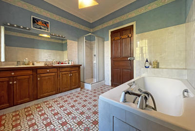 Maison - 142 m² - 7 pièces