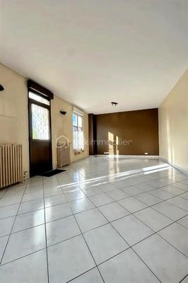 Pavillon - 170 m² - 8 pièces