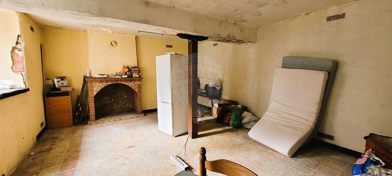 Immeuble - 90 m² - 5 pièces