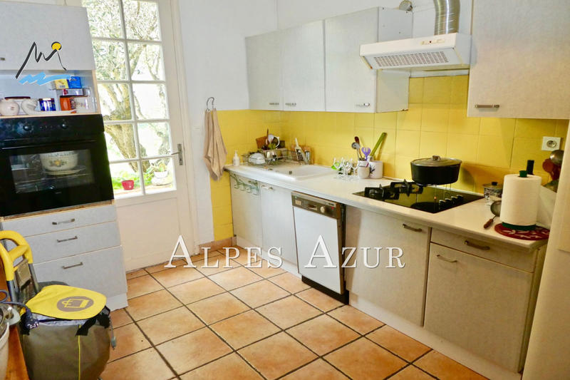 Maison - 191 m² - 6 pièces