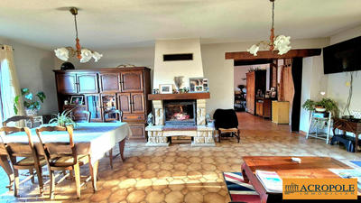 Maison - 130 m² - 5 pièces