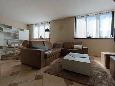 Maison - 162 m² - 5 pièces