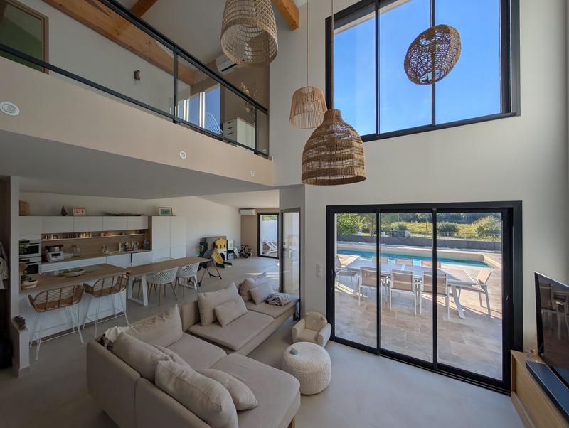 Maison contemporaine - 150 m² - 6 pièces