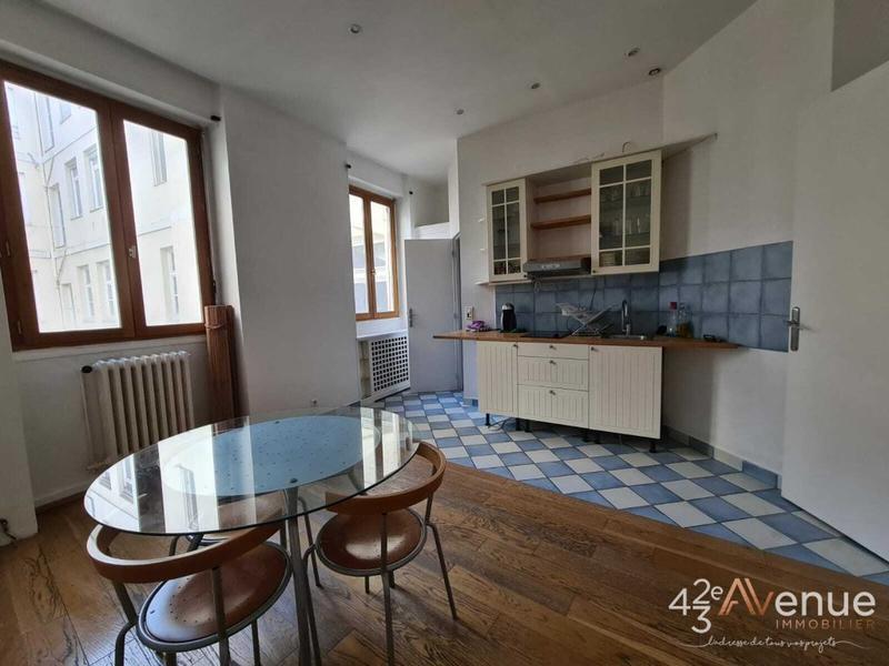 Appartement - 138 m² - 4 pièces