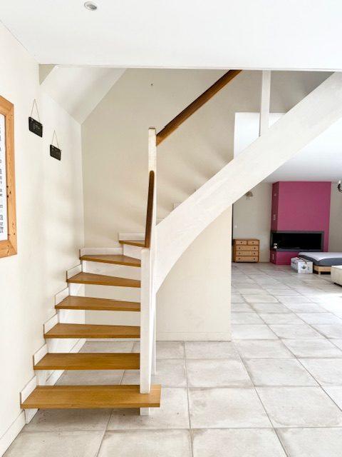 Maison - 316 m² - 13 pièces