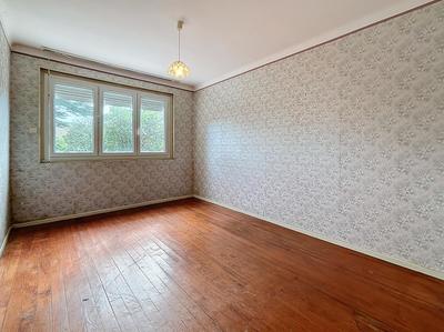 Maison - 163 m² - 7 pièces