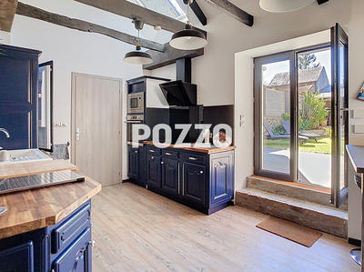 Maison - 380 m² - 11 pièces