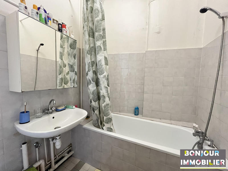 Appartement - 61 m² - 2 pièces